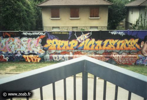 Fresque en hommage à Zeab réalisée à Champigny (94) par les TPK/ALB